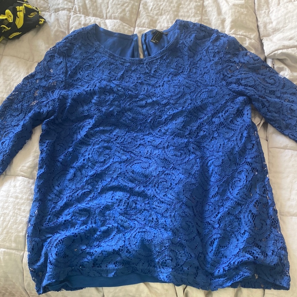 Forever, 21 large blue long sleeve blouse with zip up back